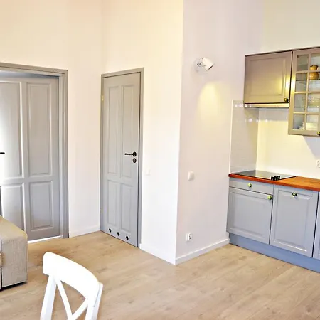 Loft By Grand *