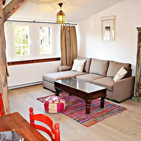 Апартаменти Loft By Grand